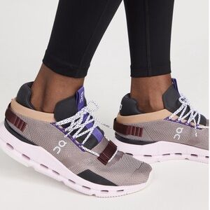 ON CLOUD RUNNING CLOUDNOVA in Zinc and Lily